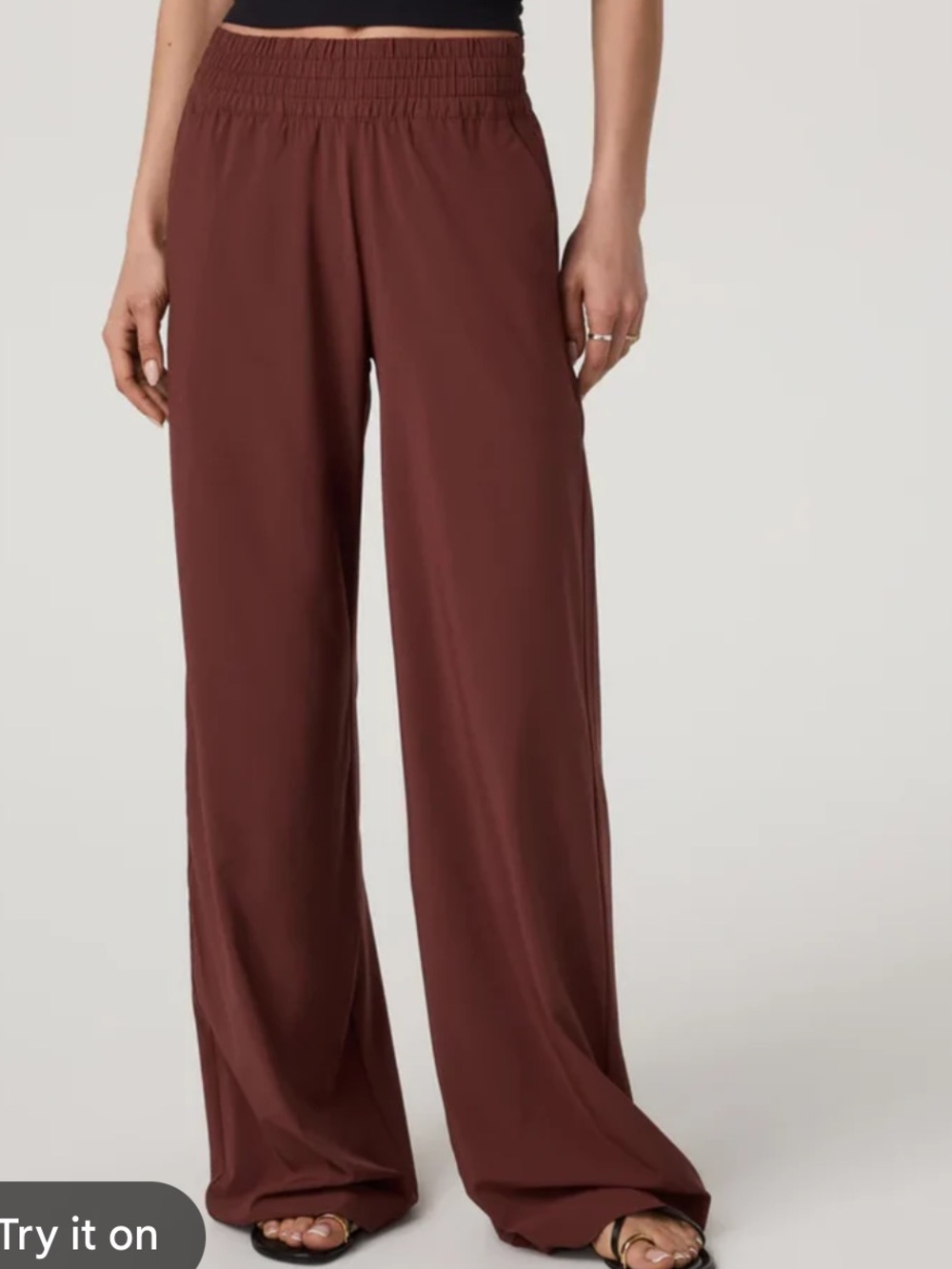 NWT Vuori Villa Wideleg Pant Short Sz L